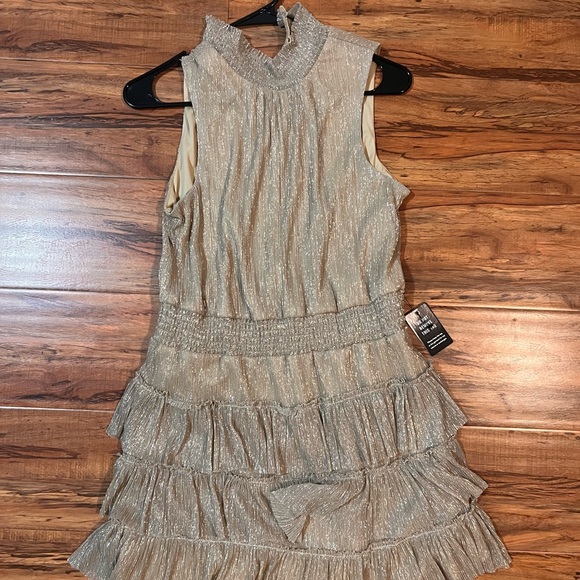 Gold sparkly cocktail dress - Picture 3 of 3